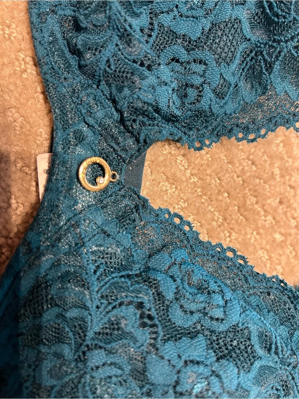 HK12-02 Aubade Rosessence Comfort Triangle Bra- 30E, Swarovski Charm, Deep Green